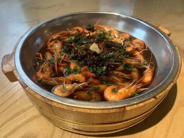 德明饭店 · 脆皮大肠