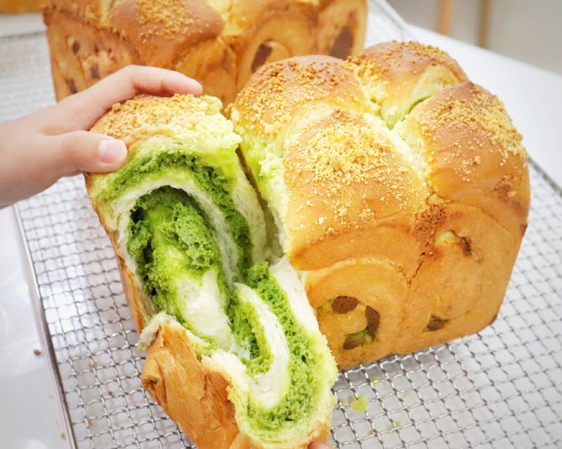 micro boulangerie 米高 · 龙井抹茶吐司