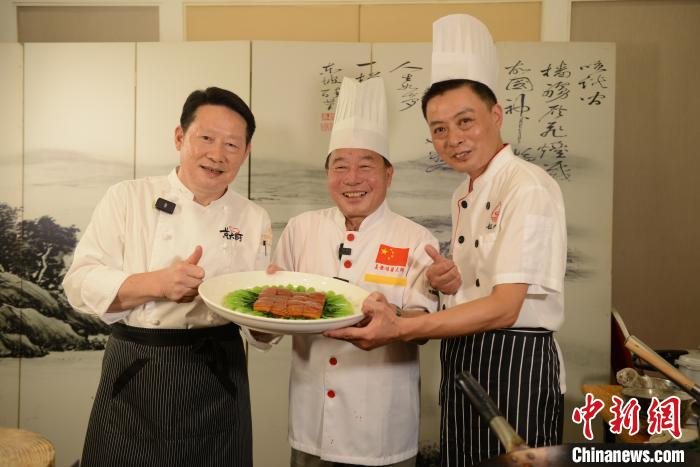 群乐饭店 · 红烧肉