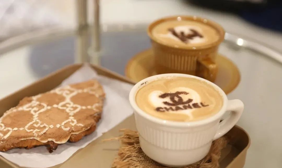 Rea Vintage & Coffee · Chanel拉花拿铁
