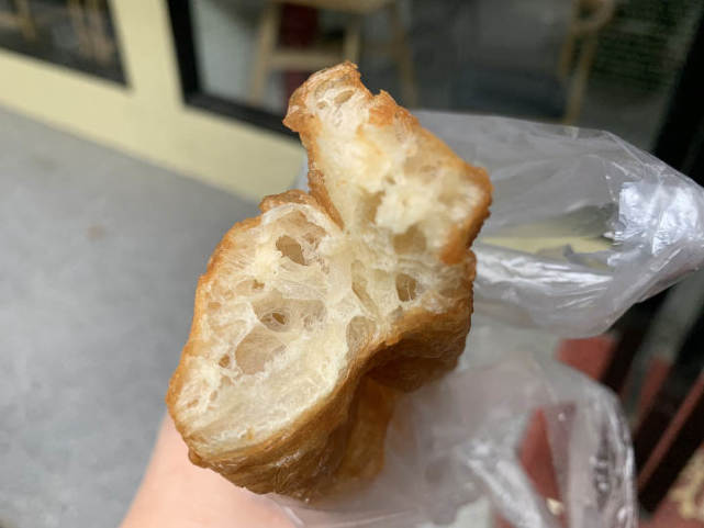 游埠豆浆（叶军·湖墅南路店） · 现炸大油条