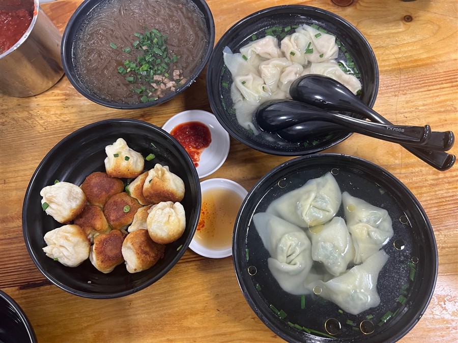 赵宝美点心店 · 葱煎包（一客8只）